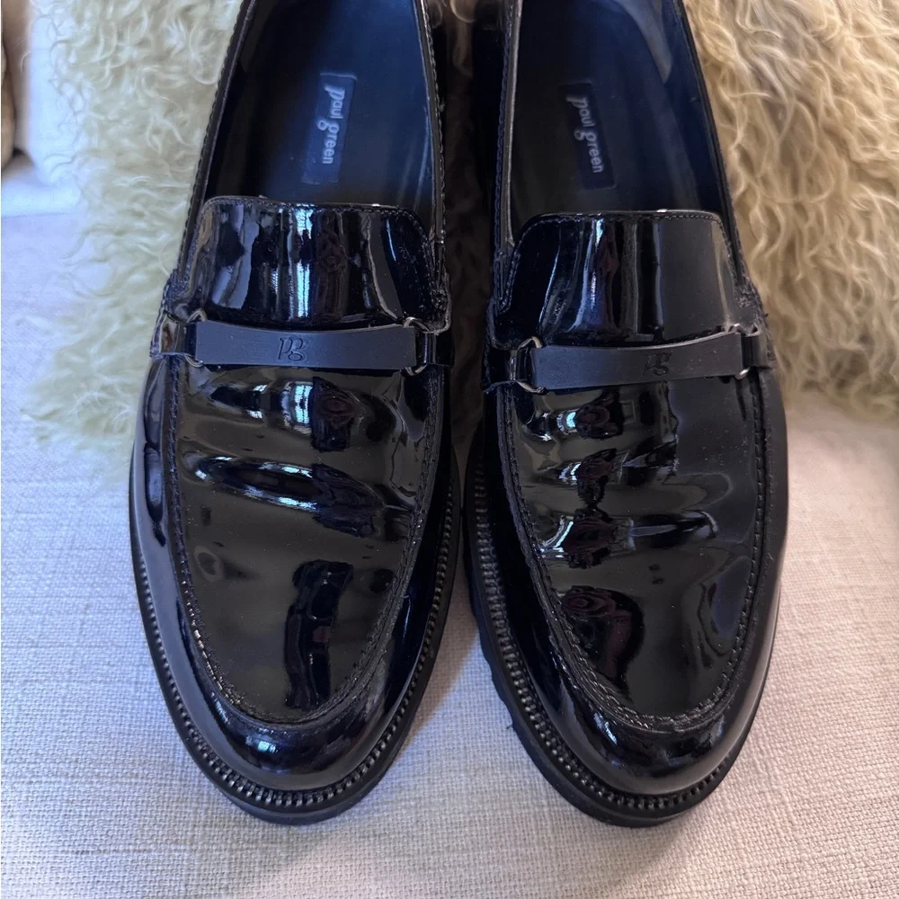Paul Green  Men’s  Patent Leather Loafer Oxford Size 6 1/2‎